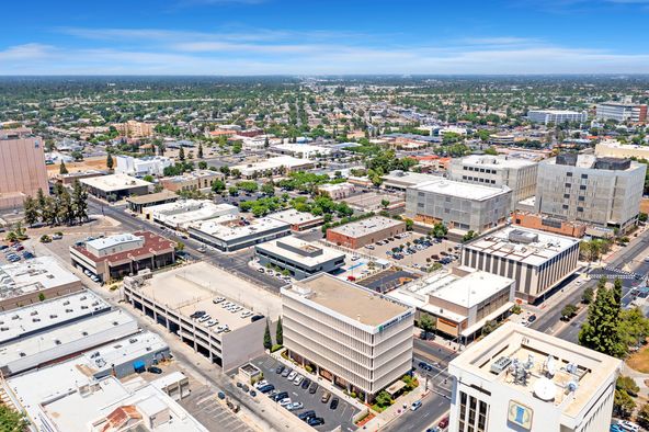 Office Space Available in Excellent Condition & Move-In Ready : 1221 Van Ness Ave, Fresno, CA 93721